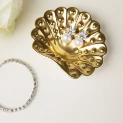 Crown And Pearl Stud Earrings*Royal Collection Shop Best