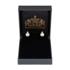 Small Pearl Earrings*Royal Collection Shop Outlet